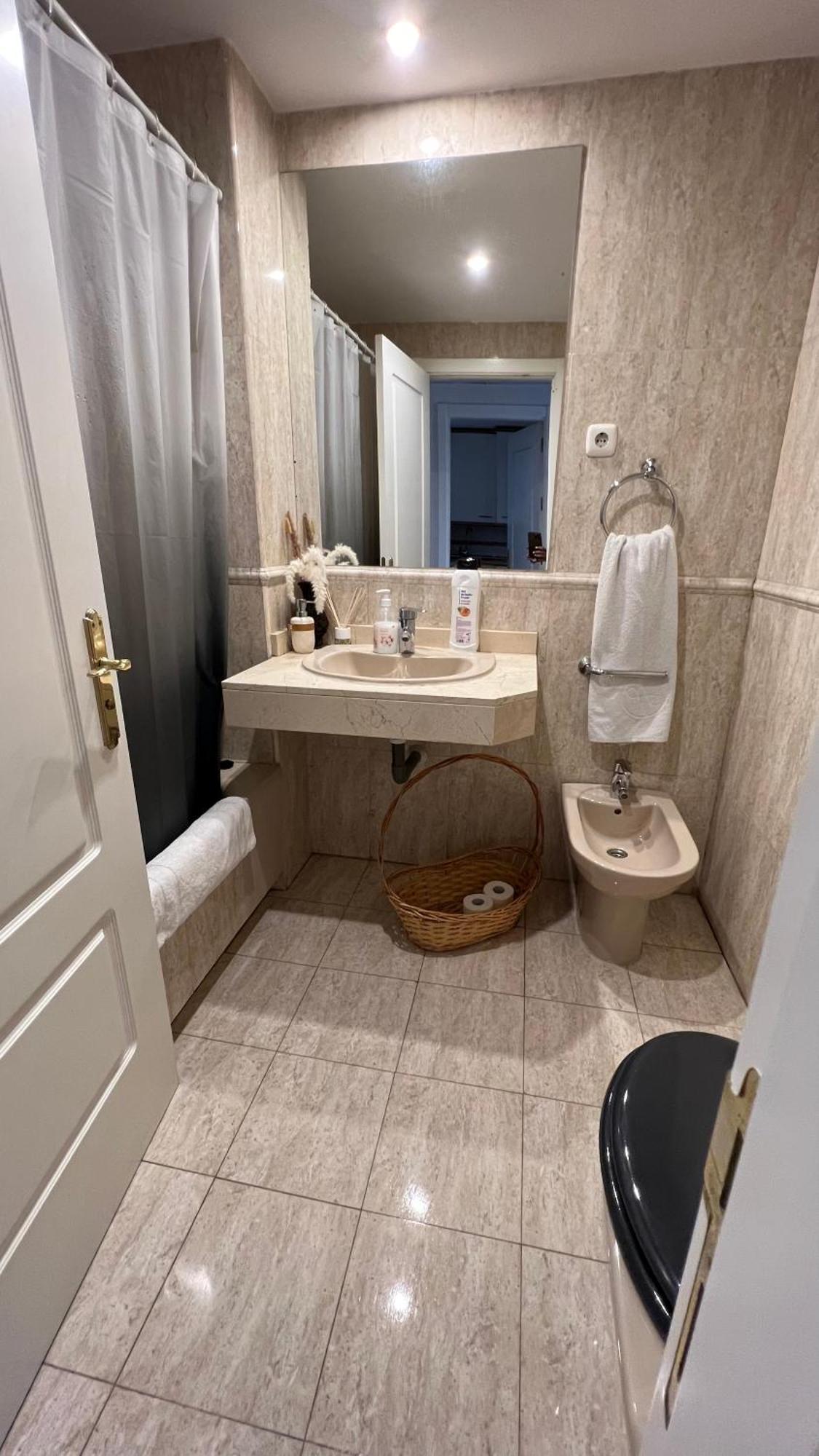 Deyanira Suite, Aeropuerto, IFEMA Madrid Bagian luar foto